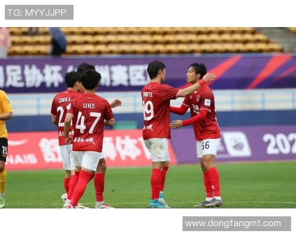 广州足球队在最新足球状态排行榜中荣登第4名展现强劲实力与潜力